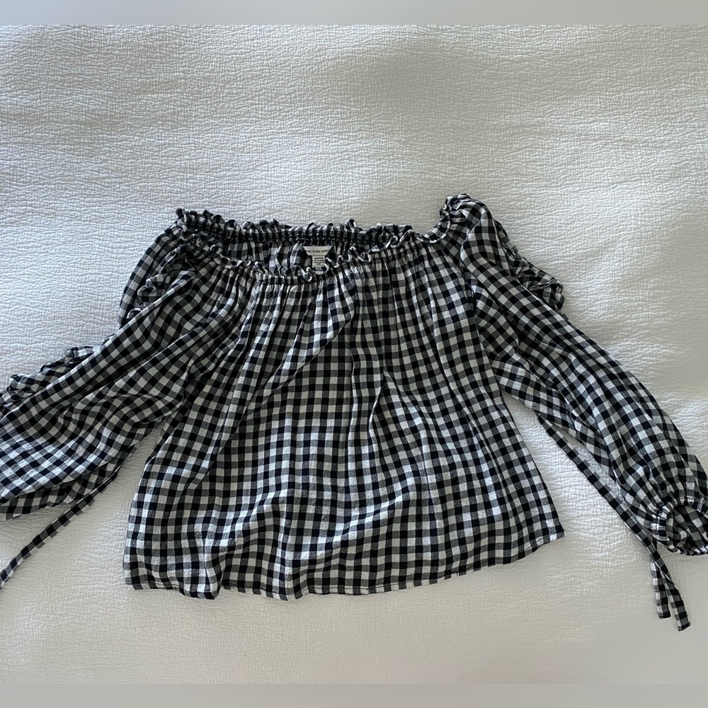 AE Checkered off the shoulder Top